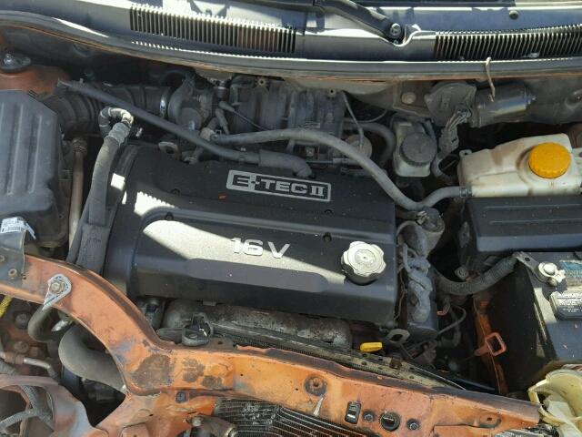 KL1TD56666B556120 - 2006 CHEVROLET AVEO BASE ORANGE photo 7