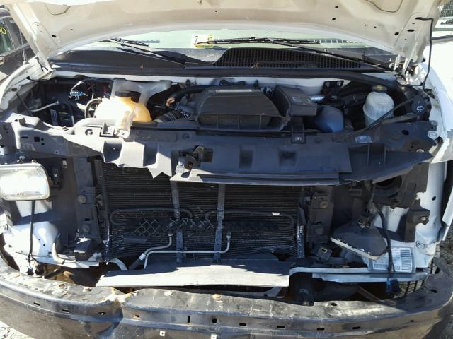 1GBHG316271216685 - 2007 CHEVROLET EXPRESS G3 WHITE photo 7