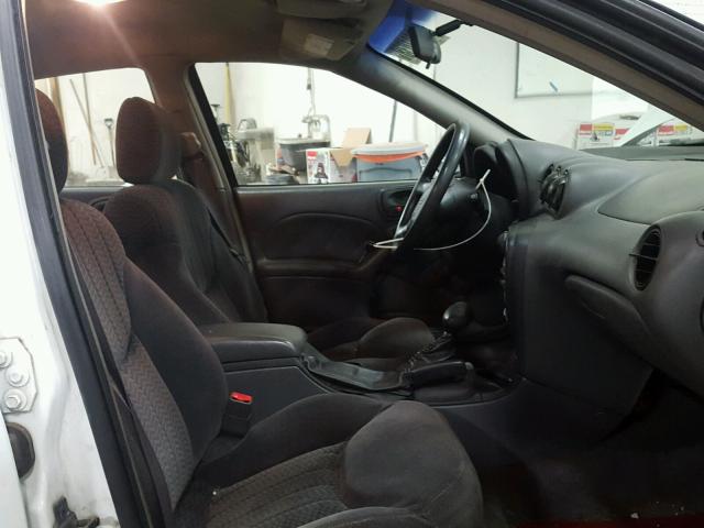 1G2NE52F42C141617 - 2002 PONTIAC GRAND AM S 白色 照片 5