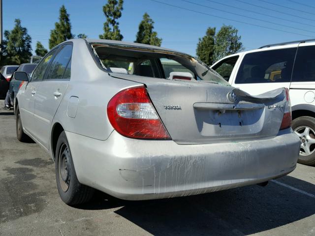 4T1BE32K03U743972 - 2003 TOYOTA CAMRY LE SILVER photo 3