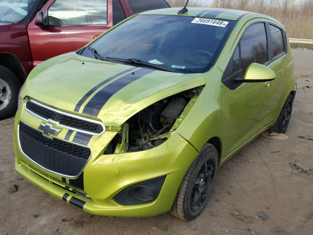 KL8CD6S90DC501578 - 2013 CHEVROLET SPARK 1LT Зеленый фото 2