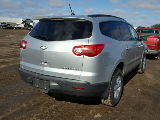 1GNKRFED5CJ267203 - 2012 CHEVROLET TRAVERSE L SILVER photo 4