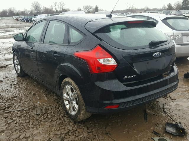 1FAHP3K27CL354878 - 2012 FORD FOCUS SE BLACK photo 3