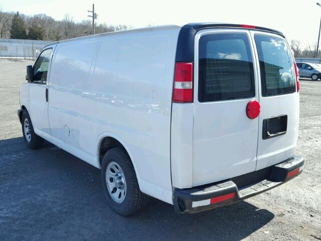 1GCSGAFX2D1162131 - 2013 CHEVROLET EXPRESS G1 WHITE photo 3