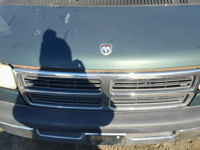 2B5WB35Z5TK131143 - 1996 DODGE RAM WAGON GREEN photo 7