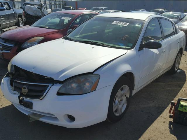 1N4AL11D92C292192 - 2002 NISSAN ALTIMA BAS WHITE photo 2