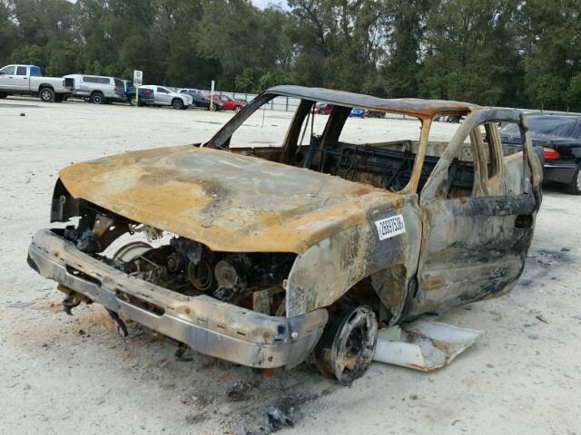 1GCEK19T64Z301134 - 2004 CHEVROLET SILVERADO BURN photo 2