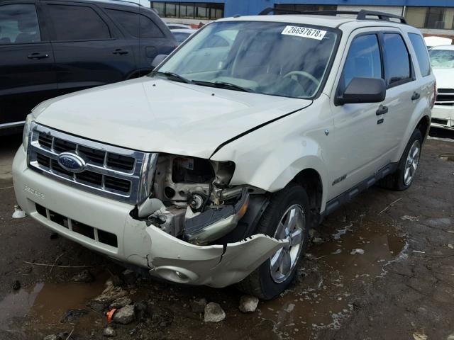 1FMCU93128KC23971 - 2008 FORD ESCAPE XLT WHITE photo 2