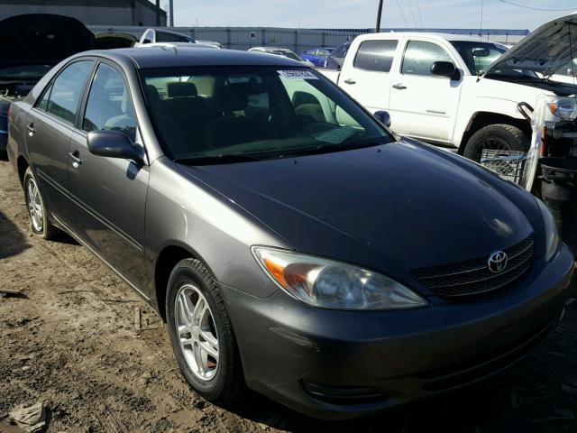 JTDBE32K230170794 - 2003 TOYOTA CAMRY LE GRAY photo 1