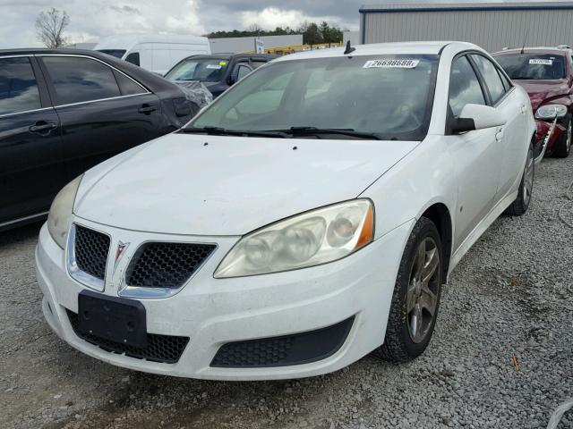 1G2ZJ57B194264458 - 2009 PONTIAC G6 WHITE photo 2