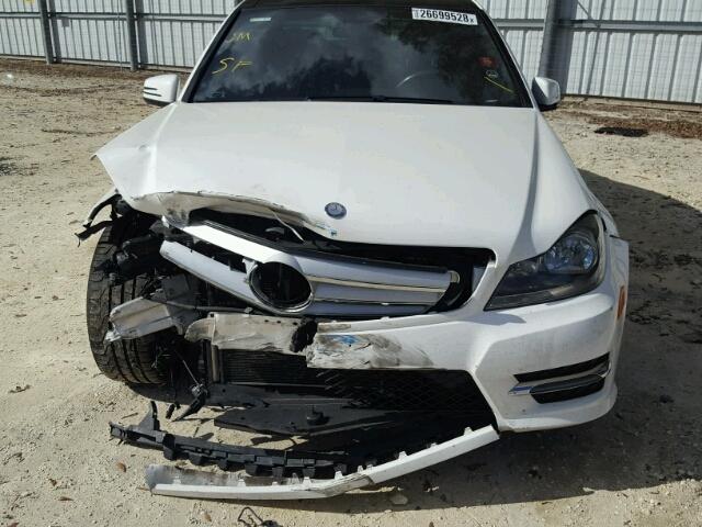 WDDGF8AB1DG073814 - 2013 MERCEDES-BENZ C 300 4MAT WHITE photo 7