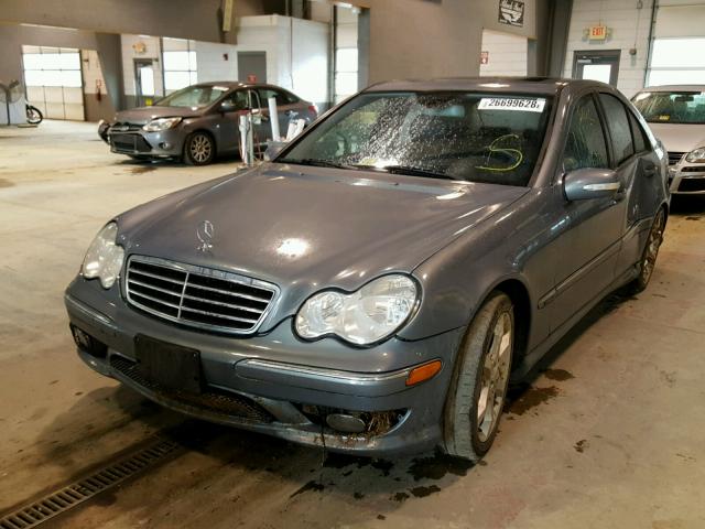 WDBRF52H27F911913 - 2007 MERCEDES-BENZ C 230 BLUE photo 2