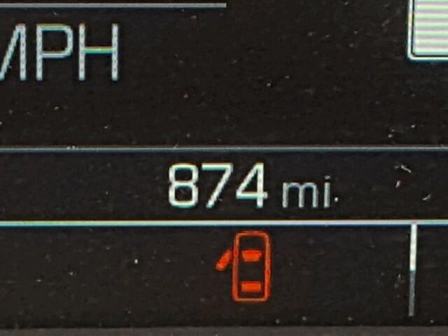 1G1ZH5SX6HF130647 - 2017 CHEVROLET MALIBU PRE WHITE photo 8