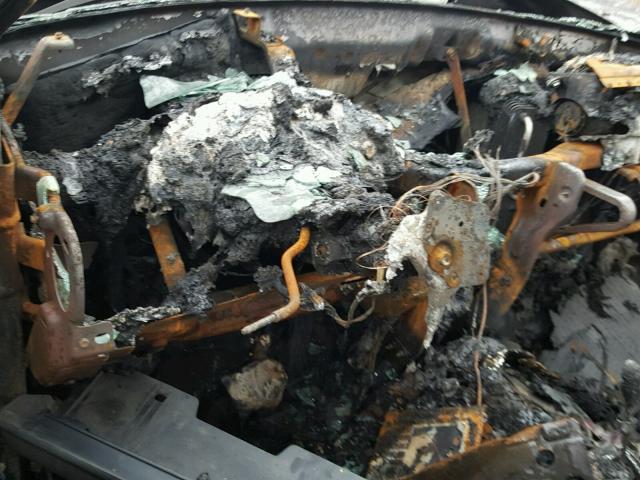 2C4GM48L65R265625 - 2005 CHRYSLER PACIFICA BURN photo 8