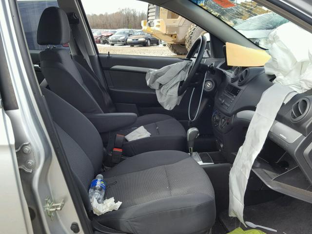 KL1TD5DE7BB190317 - 2011 CHEVROLET AVEO LS SILVER photo 5