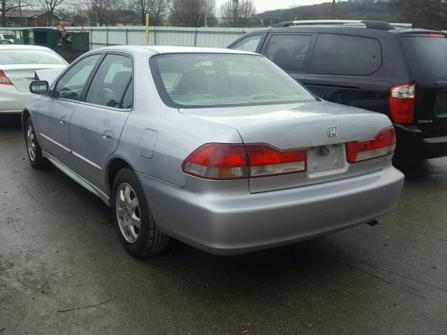 1HGCG56662A008328 - 2002 HONDA ACCORD EX SILVER photo 3