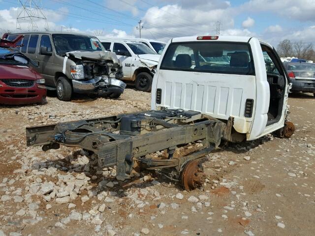 1GCHC24U77E189679 - 2007 CHEVROLET SILVERADO WHITE photo 4