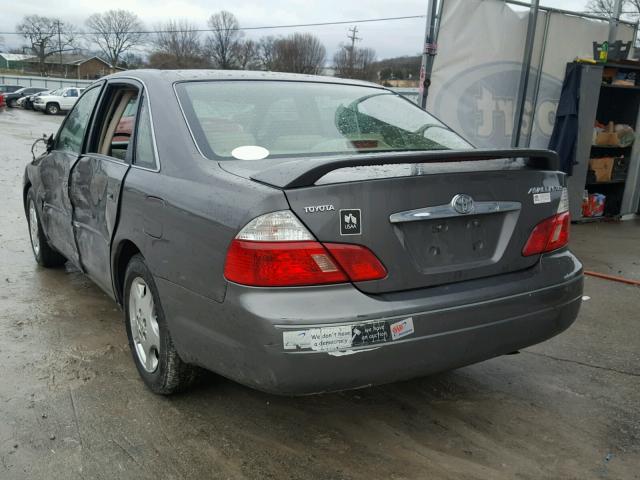 4T1BF28B83U326307 - 2003 TOYOTA AVALON XL SILVER photo 3