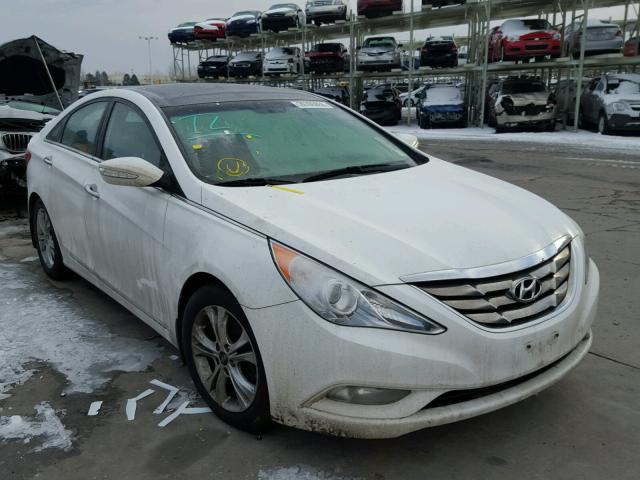 5NPEC4AC7CH454119 - 2012 HYUNDAI SONATA SE WHITE photo 1