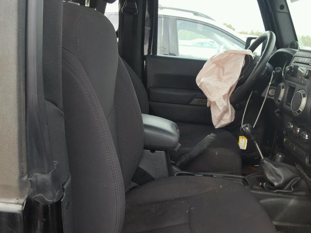 1C4AJWAG9DL508259 - 2013 JEEP WRANGLER S BLACK photo 5