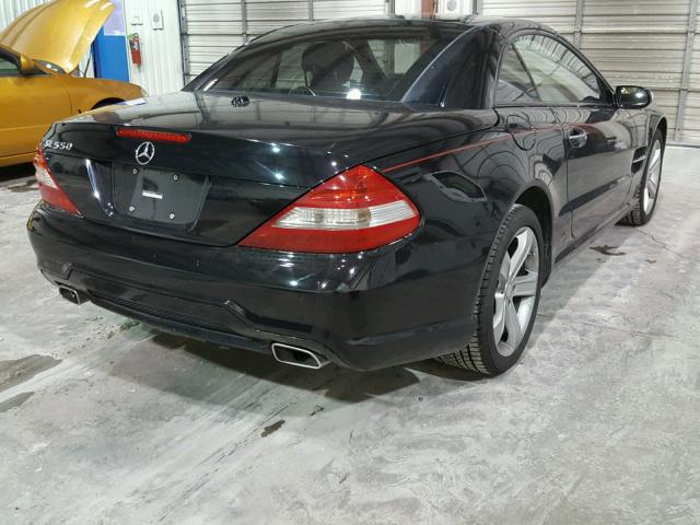 WDBSK71FX9F148468 - 2009 MERCEDES-BENZ SL 550 BLACK photo 4