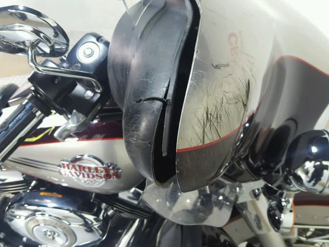 1HD1FC4107Y602219 - 2007 HARLEY-DAVIDSON FLHTCUI TWO TONE photo 18