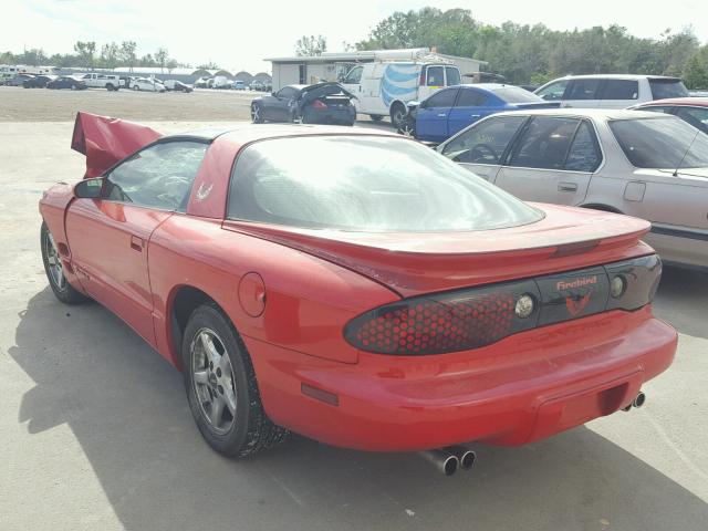 2G2FS22K222132083 - 2002 PONTIAC FIREBIRD RED photo 3