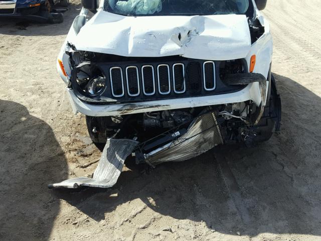 ZACCJAAT6GPE34548 - 2016 JEEP RENEGADE S WHITE photo 9