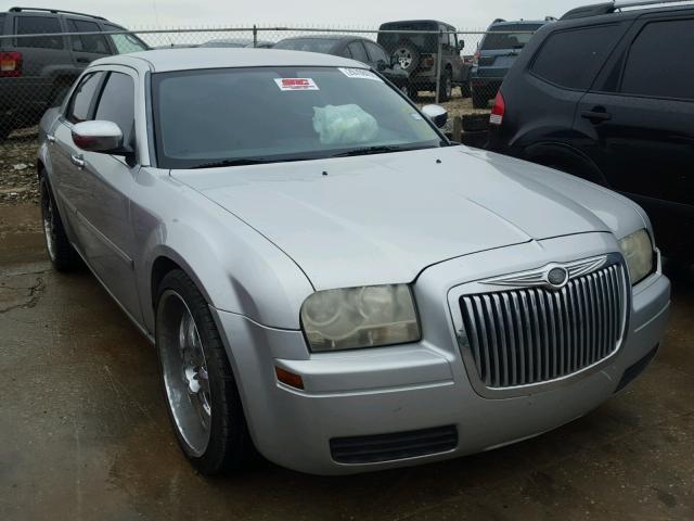 2C3KA43R57H829499 - 2007 CHRYSLER 300 SILVER photo 1