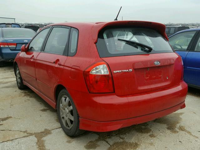 KNAFE161065319134 - 2006 KIA SPECTRA5 RED photo 3