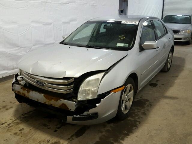 3FAFP07Z66R236824 - 2006 FORD FUSION SE SILVER photo 2