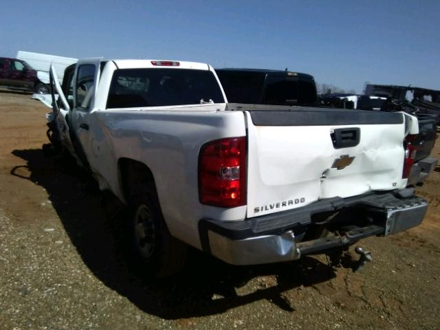 1GCHC53K89F123818 - 2009 CHEVROLET SILVERADO WHITE photo 3