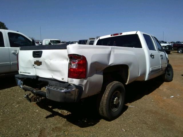 1GCHC53K89F123818 - 2009 CHEVROLET SILVERADO WHITE photo 4