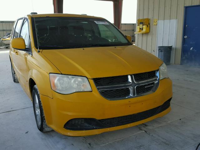 2D4RN5DG5BR707376 - 2011 DODGE GRAND CARA YELLOW photo 1