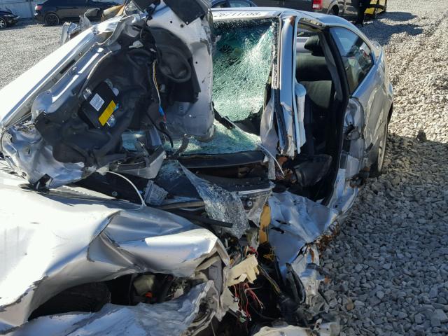 WBABN53441JU24781 - 2001 BMW 330 CI SILVER photo 2