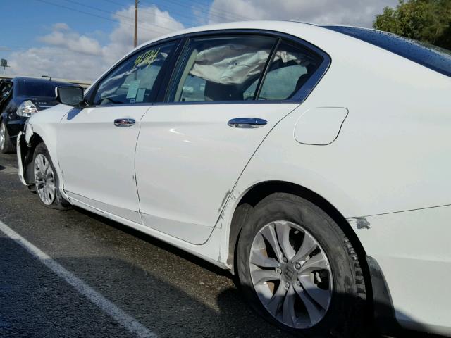 1HGCR2F39FA070553 - 2015 HONDA ACCORD LX WHITE photo 9