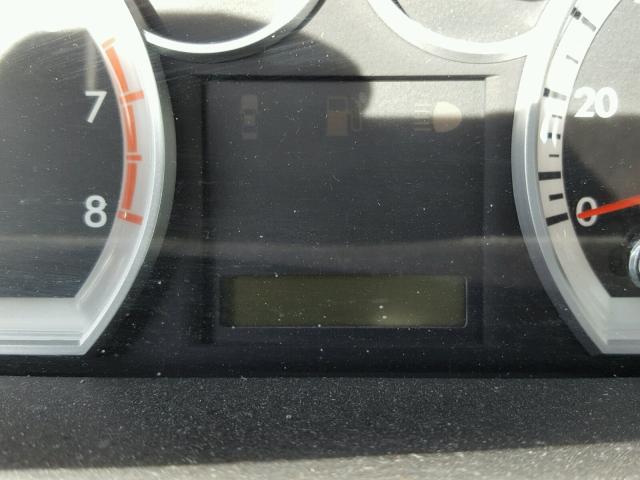 KL1TD66E59B621511 - 2009 CHEVROLET AVEO LS WHITE photo 8