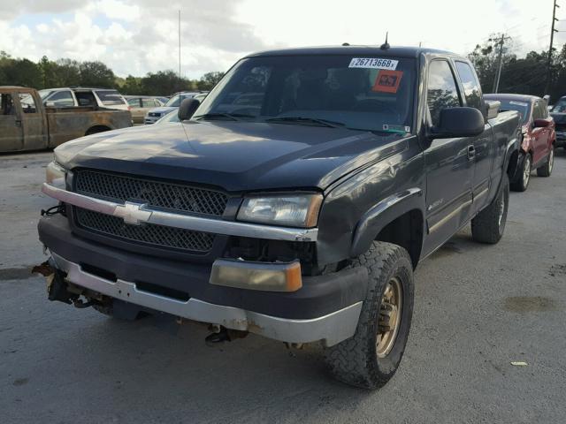 1GCHK29U13Z211125 - 2003 CHEVROLET SILVERADO BLACK photo 2