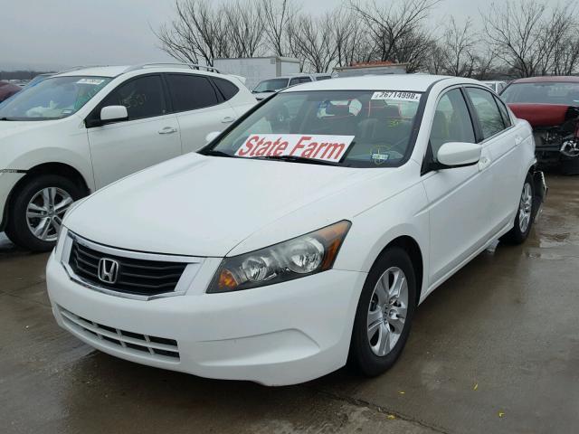 1HGCP2F47AA062278 - 2010 HONDA ACCORD LXP WHITE photo 2