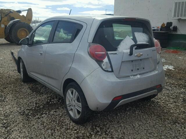 KL8CD6S97FC709413 - 2015 CHEVROLET SPARK 1LT Серебристый фото 3