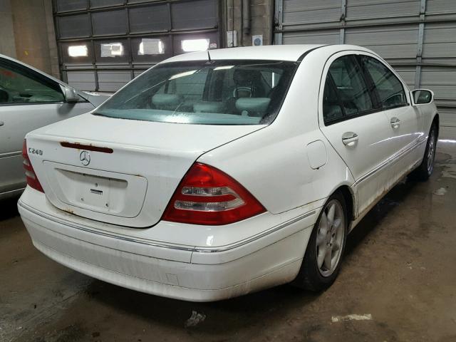 WDBRF61JX2E006604 - 2002 MERCEDES-BENZ C 240 WHITE photo 4