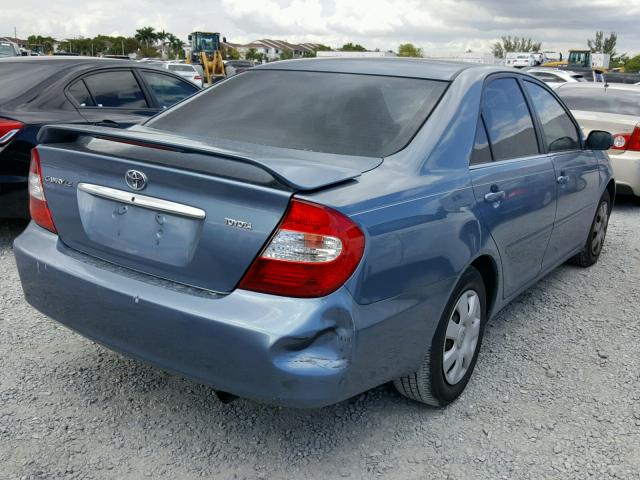 4T1BE32K63U672924 - 2003 TOYOTA CAMRY LE BLUE photo 4