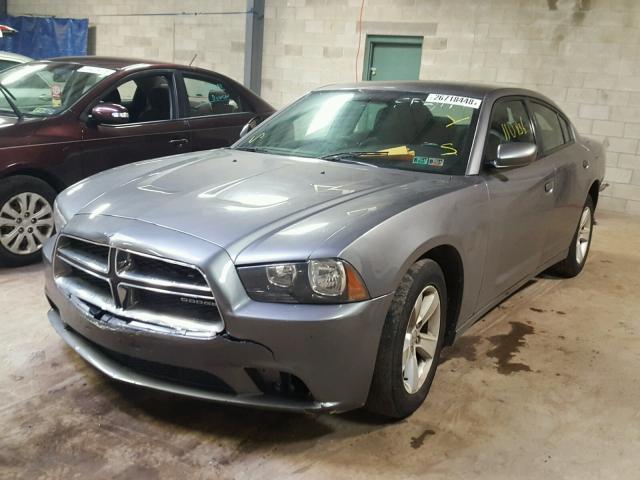 2B3CL3CG3BH584201 - 2011 DODGE CHARGER GRAY photo 2