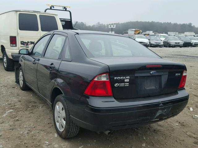 1FAHP34N26W245772 - 2006 FORD FOCUS ZX4 BLACK photo 3