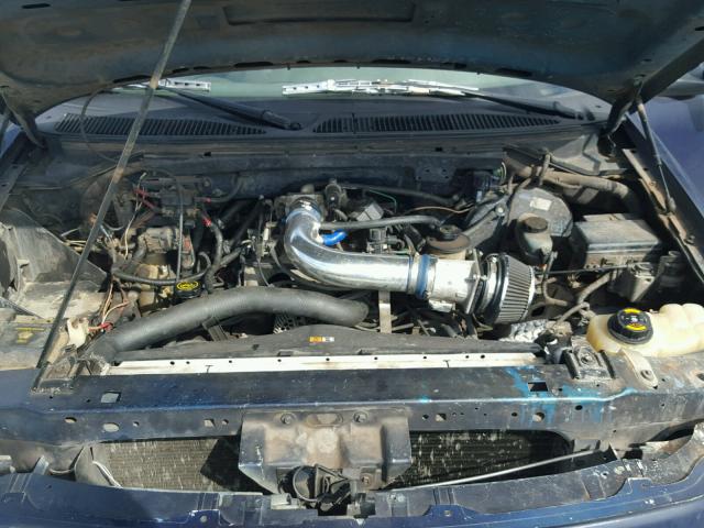 1FTZX1765WNB70725 - 1998 FORD F150 BLUE photo 7