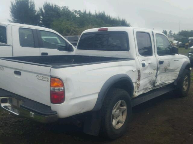 5TEGN92NX2Z884027 - 2002 TOYOTA TACOMA DOU WHITE photo 4