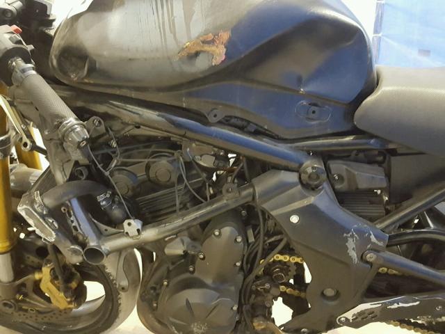 JKAEXEC13BDA67218 - 2011 KAWASAKI EX650 C 黑色 照片 9