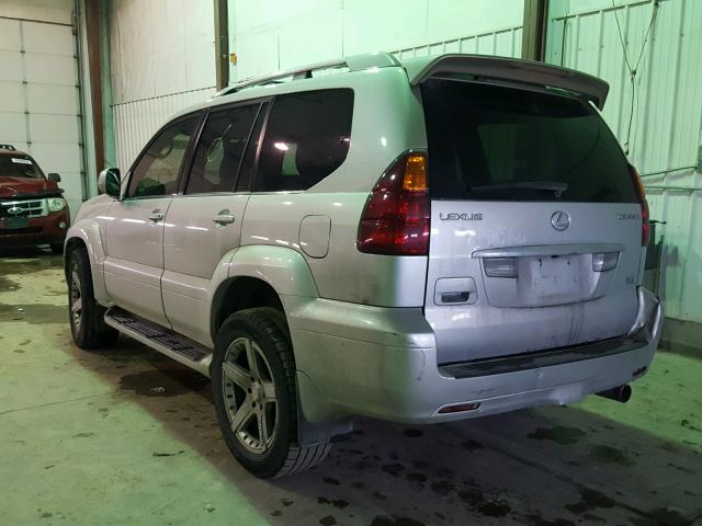 JTJBT20X150070619 - 2005 LEXUS GX 470 SILVER photo 3