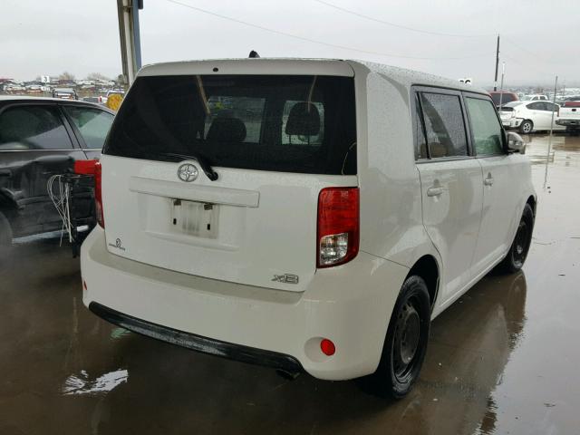 JTLZE4FE5EJ062180 - 2014 TOYOTA SCION XB WHITE photo 4