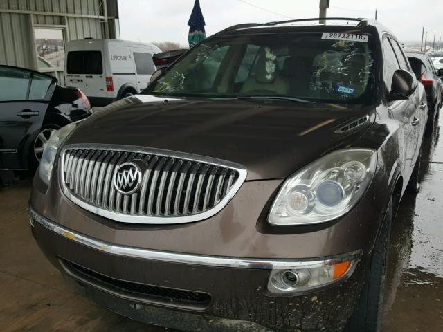 5GAKRCED4CJ208975 - 2012 BUICK ENCLAVE BROWN photo 2